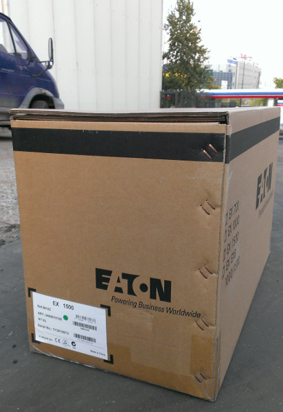 Eaton EX 1500 арт. 68183 в упаковке